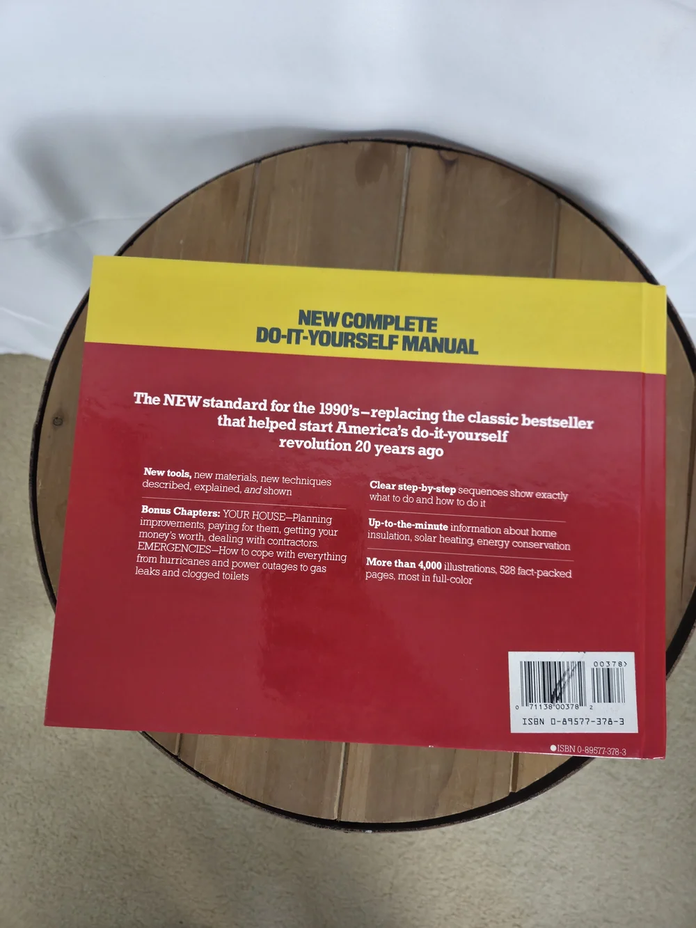 Hard Back...Reader's Digest New Complete Do-It-Yourself Manual - Red